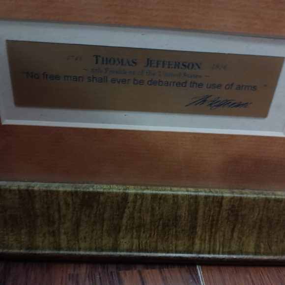 Amendment ll Bill of Rights Glass Broke In Moving. Design Is Perfect. - Picture 6 of 14